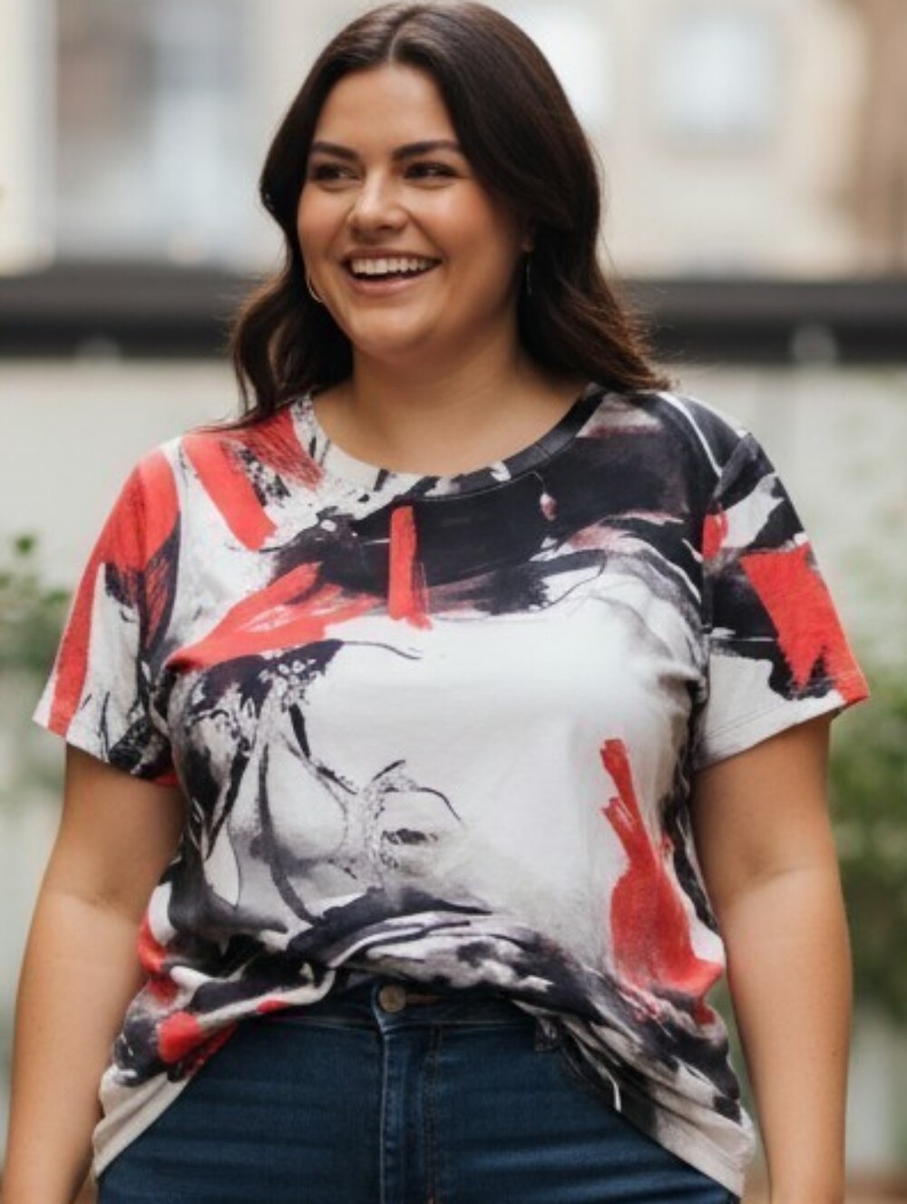 Attitudes by Renee Abstract Brushstroke Short Sleeve Top in White, Black & Red